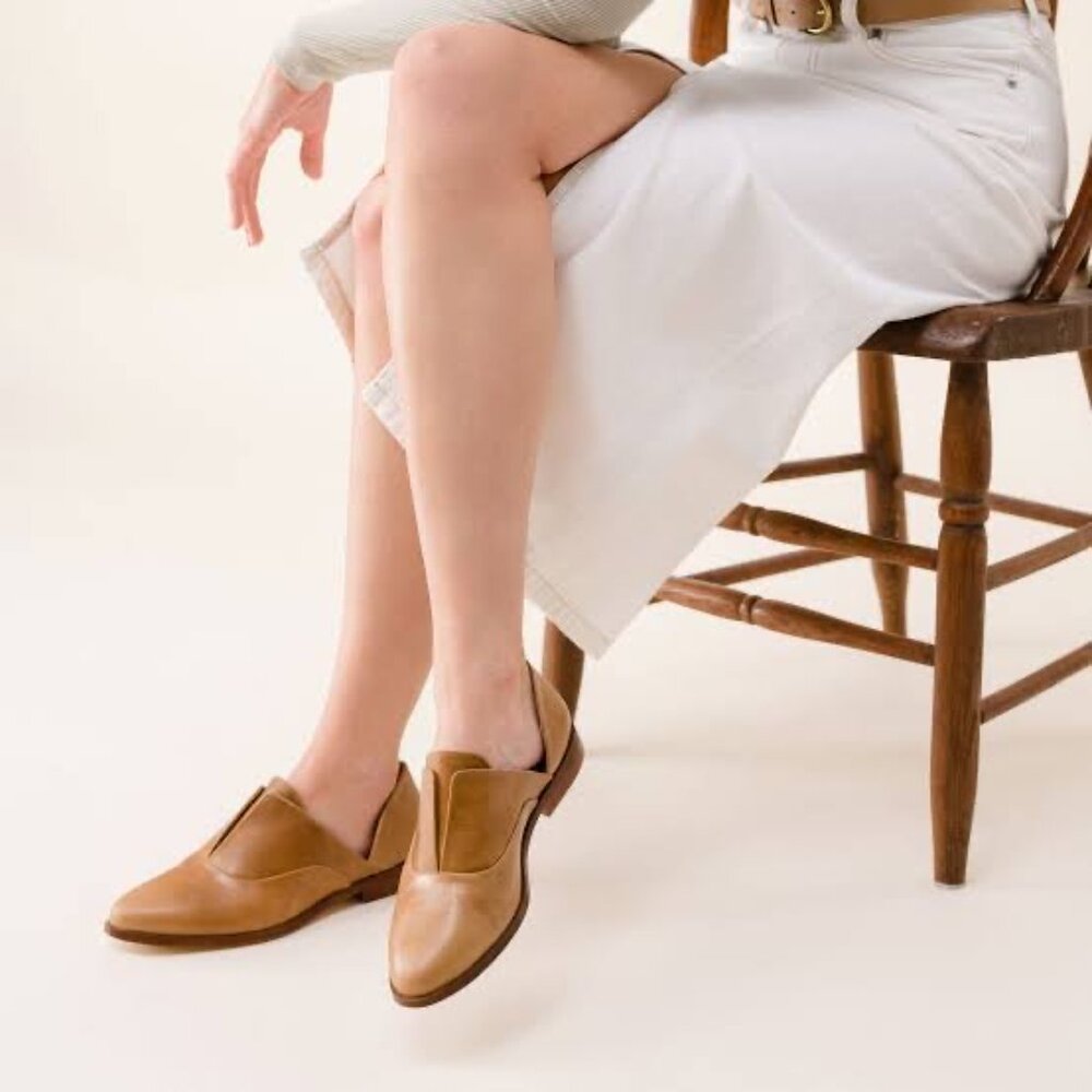 NISOLO Emma d'Orsay Almond‎ Oxford 2.0 Size 8 1/2